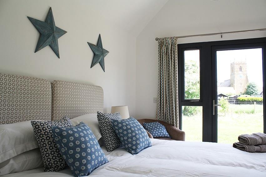 Snugzz At The Sali Hotel Nettleton  ภายนอก รูปภาพ